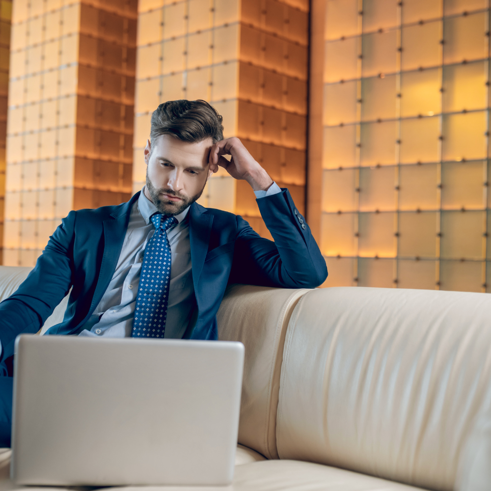 The Art of Professional Beard Grooming: A Guide for the Modern Workplace